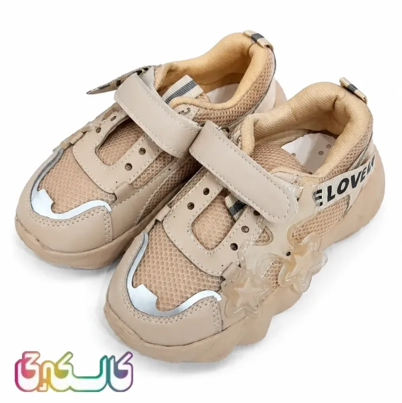 کفش کتونی ستاره دار دخترانه 3