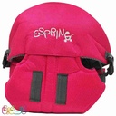 حمل کودک با آغوشی رو به مادر