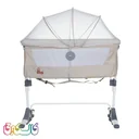 تخت کنار مادر