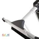 تخت کنار مادری زویه