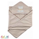 حوله کلاه‌دار بچه‌گانه با دوخت فانتزی وینی پو